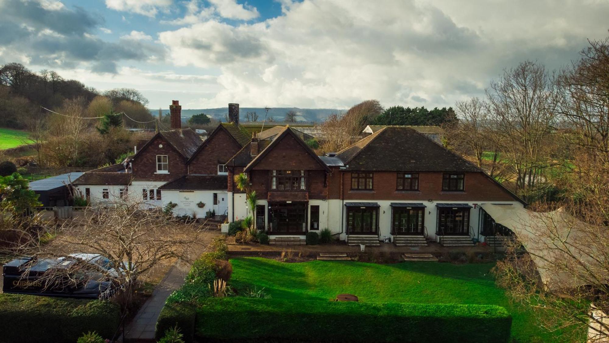 Henfield Tottington Manor Hotel מראה חיצוני תמונה